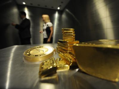 Bankschließfach: Piraten-Abgeordnete haben NRW-Finanzminister Norbert Walter-Borjans wegen des Ankaufs von Bankdaten aus der Schweiz angezeigt. Foto: Andreas Gebert/Archiv Bankschließfach