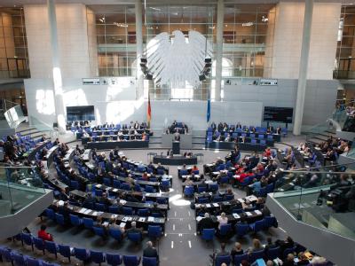 Zentraler Streitpunkt in Karlsruhe waren die Überhangmandate, von denen in der Regel die großen Parteien profitieren. Foto: Maurizio Gambarini/Archiv Bundestag