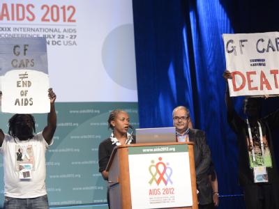 Der globale Aids-Fonds hat eine großangelegte Reform angekündigt. Foto: Shawn Thew Internationale AIDS Konferenz in Washington