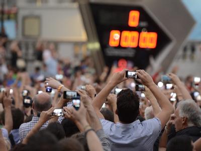 Der Countdown ist zu Ende. Foto: Andrew Gombert Eröffnungsfeier