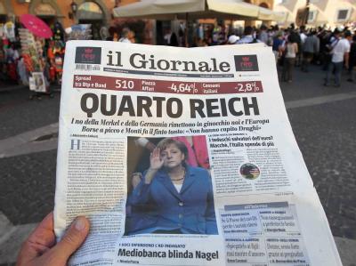 Das Titelblatt der italienischen Zeitung «Il Giornale» vom 03.08.2012. Foto: Karl-Josef Hildenbrand «Viertes Reich»