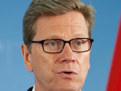Außenminister Westerwelle: «Ohne die FDP in der Bundesregierung hätten wir längst Eurobonds». Foto: Maurizio Gambarini Guido Westerwelle