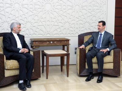 Baschar al-Assad im Gespräch mit dem Sekretär des iranischen Nationalen Sicherheitsrats, Said Dschalili in Damascus. Foto: SANA Iranischer Politiker in Syrien