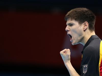 Dimitrij Ovtcharov jubelt nach einem Punktgewinn gegen Hongkong. Foto: Friso Gentsch Bronze
