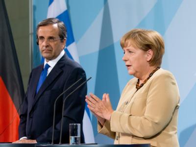 Der griechische Ministerpräsident Antonis Samaras und Bundeskanzlerin Angela Merkel im Bundeskanzleramt in Berlin. Foto: Kay Nietfeld Treffen Merkel und Samaras
