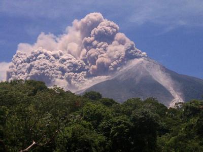 Der Fuego ist laut vulkanologische Institut (Insivumeh) der aktivste Vulkan der vergangenen Jahre in Mittelamerika. Foto: Stringer Fuego