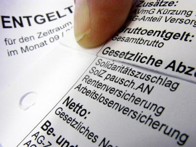Solidaritätszuschlag auf einer Gehaltsabrechnung. Solidaritätszuschlag