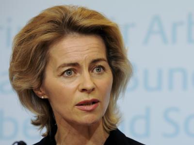 Von der Leyen am 1. Dezember während ihrer ersten Pressekonferenz als Arbeitsministerin. Von der Leyen