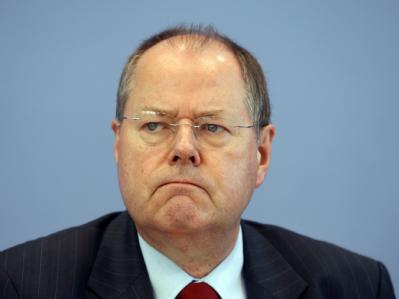 Dauer-Provokateur: Finanzminister Peer Steinbrück (SPD) mit mürrischer Miene. Peer Steinbrück