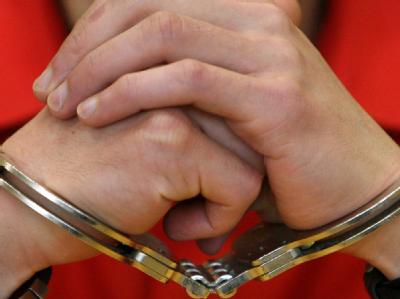 Angeklagt: Mit 16 408 Straftaten pro 100 000 Einwohnern ist Frankfurt an der Spitze der Polizeilichen Kriminalstatistik. Angeklagt