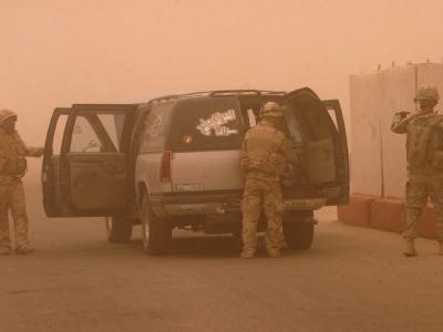 Über Bagdad ist ein Sandsturm hinweggefegt. Sandsturm in Bagdad