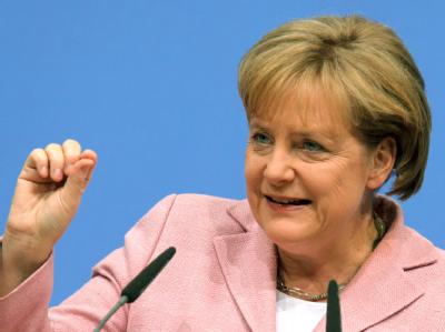 CDU-Chefin Angela Merkel hat ein Wahlprogramm durchgesetzt, das vage bleibt und den politischen Gegnern keine Angriffsfläche bietet. Angela Merkel