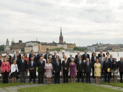 Familienfoto zur Übernahme der EU-Ratspräsidentschaft durch Schweden mit Mitgliedern der schwedischen Regierung und der EU-Kommission. Familienfoto