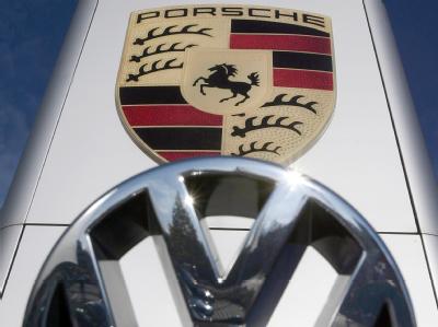 Volkswagen will Porsche bis Mitte 2011 schrittweise als zehnte Marke in sein Autoimperium einbauen. VW/Porsche