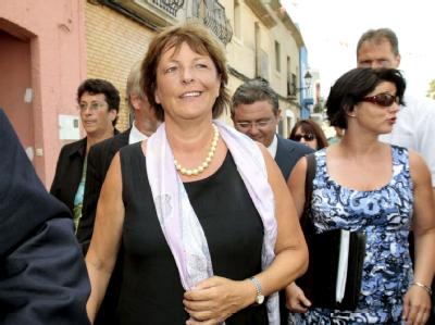 Zu Fuß: Ulla Schmidt bei ihrer Ankunft bei einem offiziellen Termin in Els Poblets bei Alicante. Ulla Schmidt in Spanien