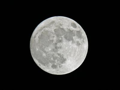 Die NASA hat auf dem Mond Wasser entdeckt. Mond