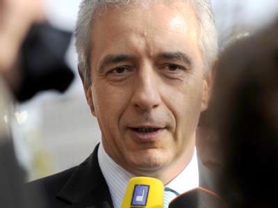 Sachsens Ministerpräsident Stanislaw Tillich hat sich noch nicht auf einen Koalitionspartner festgelegt. Stanislaw Tillich