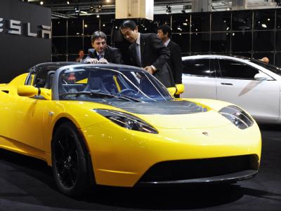 Umweltfreundlich, aber nicht ganz billig: Tesla Roadster. Tesla Roadster