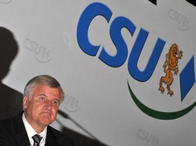 Der CSU-Parteivorsitzende Horst Seehofer hat das schlechteste Ergebnis der Partei seit 1949 bei einer bundesweiten Wahl eingefahren. Horst Seehofer