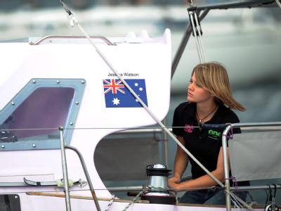 Die 16-jährige Jessica Watson bei ihrem Start zur Solo-Weltumseglung in Sydney. Jessica Watson