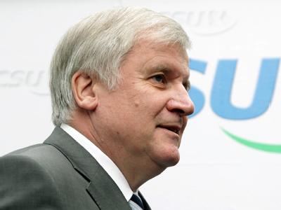 Der CSU-Chef Seehofer hat unmittelbar vor den Koalitions-Schlussrunden von Union und FDP Entlastungen der Bürger für 2011 angekündigt Horst Seehofer