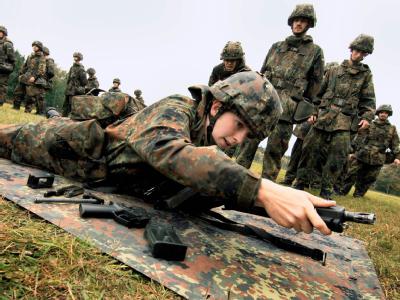 Soldaten in der Grundausbildung: Der Wehrdienst für junge Männer wird verkürzt. Wehrdienst