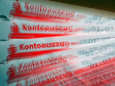 Im vergangenen Jahr haben die Finanz- und Sozialbehörden in rund 58 000 Fällen Kontostammdaten von Bürgern abgefragt. Kontoauszüge