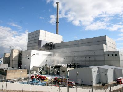 Einer der größten AKW-Unfälle Deutschlands: Der Trafobrand 2007 am Kernkraftwerk Krümmel. (Archivbild). Feuer am Atomkraftwerk Krümmel