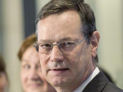 Der FDP-Politiker Hellmut Königshaus ist Wehrbeauftragter des Bundestags Hellmut Königshaus