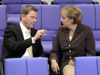 Die Freundschaft zwischen Angela Merkel und Guido Westerwelle ist abgekühlt. Westerwelle und Merkel
