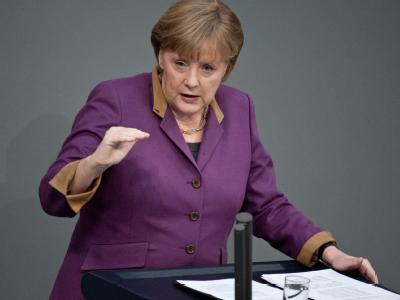 Der Unionsstreit um das Betreuungsgeld entwickelt mehr Dramatik als sich die Kanzlerin das angesichts der Probleme um Euro und Energie wohl vorgestellt hat. Foto: Robert Schlesinger/Archiv Angela Merkel