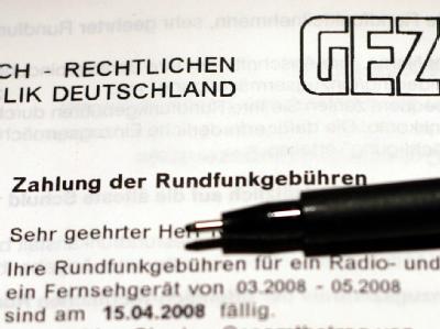 Die GEZ kauft Adressen. Manchmal auch von Hunden. GEZ-Formular