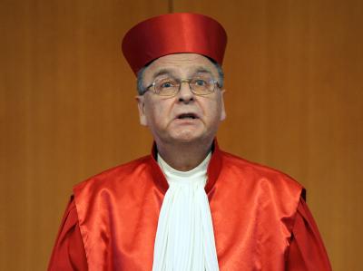Der Präsident des Bundesverfassungsgerichts, Hans-Jürgen Papier (Archivfoto). Hans-Jürgen Papier