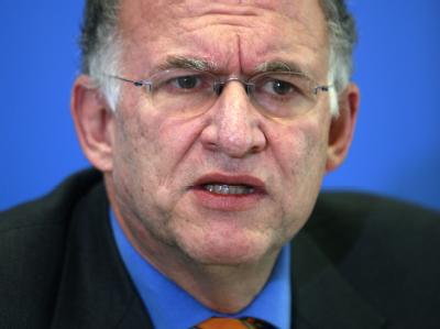Deutschlands oberster Datenschützer Peter Schaar fürchtet um die Unabhängigkeit und die Glaubwürdigkeit seiner Behörde. Peter Schaar