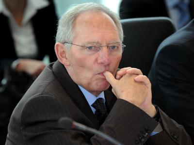 Die Diskussion um Steuervergünstigungen reißt nicht ab. Finanzminister Schäuble will angeblich eine spätere Steuerreform vorschlagen. Wolfgang Schäuble
