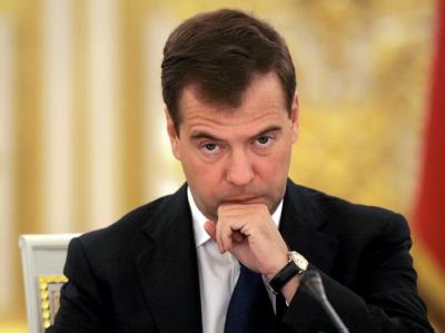Signalisiert der Opposition Entgegenkommen: Russlands Noch-Präsident Dmitri Medwedew: Foto: Natalia Kolesnikova Medwedew