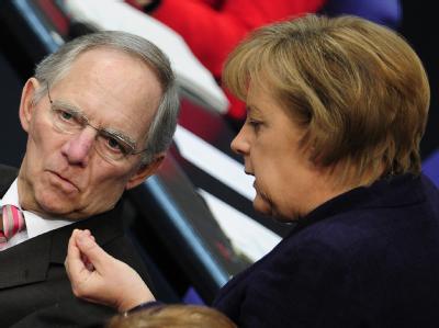 Finanzminister Schäuble und Bundeskanzlerin Merkel wollen eine umfassende Reform der weltweiten Finanzmärkte. Wolfgang Schäuble und Angela Merkel