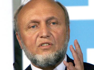 Ifo-Chef Hans-Werner Sinn bezeichnete die IWF-Soforthilfe für Griechenland als sinnvoll. Ifo-Chef Hans-Werner Sinn