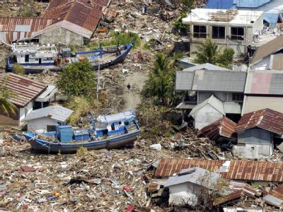 Verwüstungen an der indonesischen Küste zwischen Banda Aceh und Meulabohas (Archivfoto vom 07.01.2005). Verwüstetes Banda Aceh