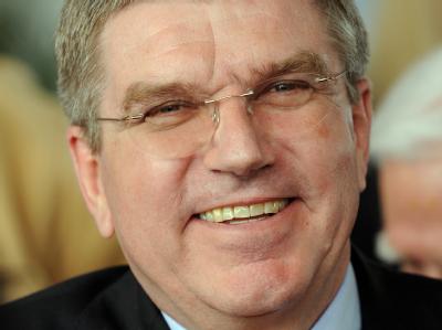 Der deutsche IOC-Vizepräsident Thomas Bach überwacht die Wahl-Prozedur. Thomas Bach