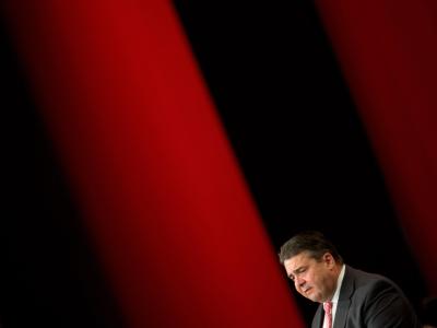 Will eine Koalition mit der Union, wenn die Mehrheit der Partei-Mitglieder Ja sagt: SPD-Chef Sigmar Garbriel. Foto: Julian Stratenschulte SPD-Chef Gabriel