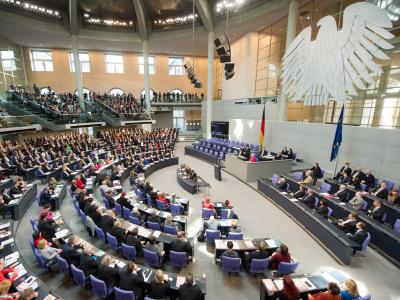 Der Bundestag ist zu der konstituierenden Sitzung des Bundestags im Reichstagsgebäude in Berlin zusammen gekommen. Foto: Maurizio Gambarini Konstituierende Sitzung