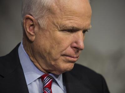 Der einflussreiche republikanische Senator John McCain empfiehlt US-Präsident Obama in der Abhör-Affäre eine Entschuldigung bei Angela Merkel. Foto: Jim Lo Scalzo/Archiv John McCain