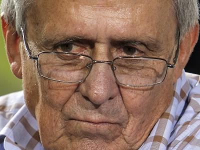 Der deutsche Schriftsteller und Kabarettist Dieter Hildebrandt starb im Kreis seiner Familie. Foto: Arno Burgi/Archiv Dieter Hildebrandt