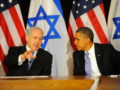 «Historischer Fehler?» - Der israelische Regierungschef Benjamin Netanjahu hält nichts von der Atomeinigung mit dem Iran. Foto: Aaron Showalter/Archiv Benjamin Netanjahu und Barack Obama