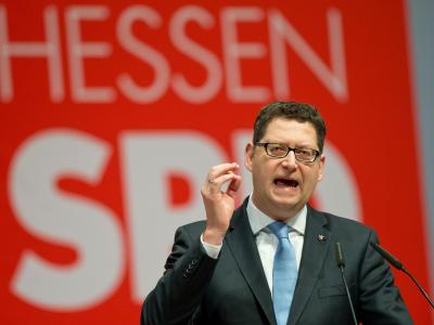 Thorsten Schäfer-Gümbel während seiner Rede auf dem Landesparteitag in Darmstadt. Foto: Boris Roessler SPD-Landesparteitag Hessen