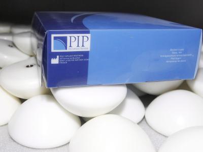 TÜV Rheinland soll angeblich den französischen Implantathersteller PIP nicht hinreichend kontrolliert haben. Foto: Guillaume Horcajuelo PIP-Brustimplantate