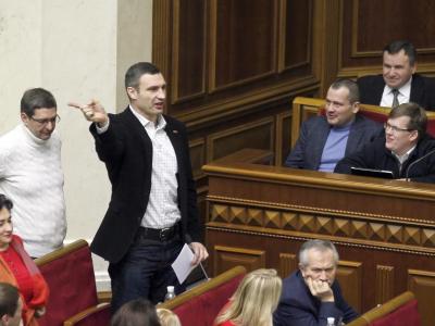 Boxweltmeister und Oppositionsführer Vitali Klitschko im Parlament in Kiev. Foto: Sergey Dolzhenko Klitschko