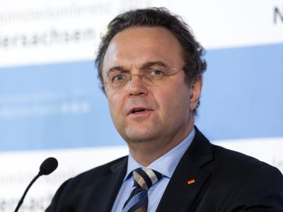 Der bisherige Innenminister Hans-Peter Friedrich soll den Posten des Landwirtschaftsministers übernehmen. Foto: Friso Gentsch Hans-Peter Friedrich