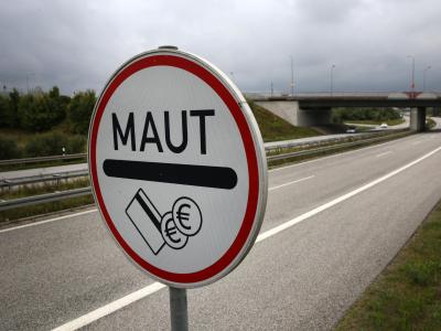 Der Koalitionsvertrag sieht eine Maut für Ausländer vor. Foto: B.Wüstneck/Archiv PKW-Maut